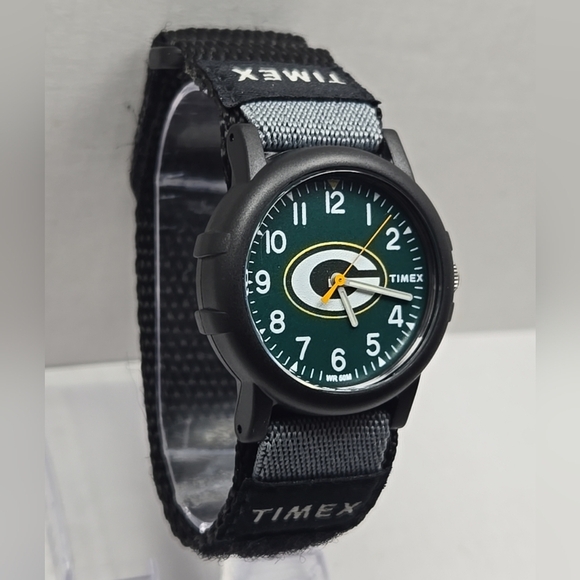 Timex Green Bay Packers Watch Mens NFL 39mm Nylon Band Football New Battery - Picture 3 of 9